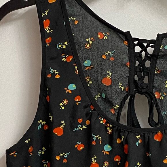 Charlotte Russe Women's Cherries Flowers Beachy Tank Top Size M Cute Coquette - Picture 4 of 12